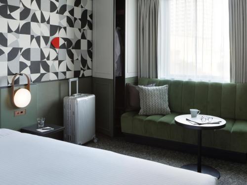 Habitación Estándar - 1 cama grande del hotel Mitsui Garden Shiodome Italia-gai. Foto 4