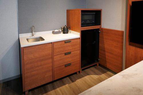 Residential Family Room with Sushi Dining Credit del hotel Namba Oriental. Foto 11
