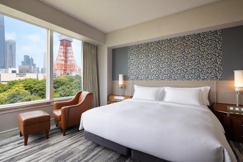 Habitación Esquinera con vistas a la Torre de Tokio - 1 cama extragrande - No fumadores del hotel The Prince Park Tower Tokyo. Foto 2