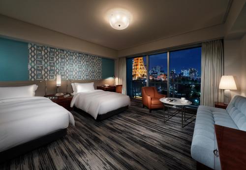 Habitación Doble Deluxe con vistas a la torre de Tokio - 2 camas - No fumadores (cama supletoria para el 3.er adulto) del hotel The Prince Park Tower Tokyo. Foto 1