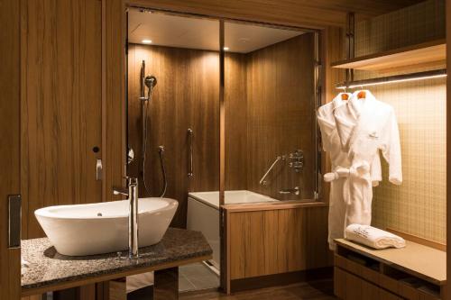 Habitación con cama extragrande - Planta alta - No fumadores del hotel The Prince Park Tower Tokyo