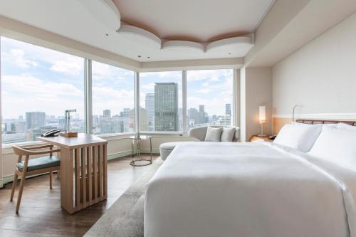Habitación Esquinera con cama extragrande - Planta alta - No fumadores del hotel The Prince Park Tower Tokyo. Foto 1