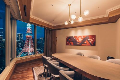 Suite con vistas a la torre, no fumadores, acceso al Club Lounge, planta 32 (renovada en octubre de 2025) del hotel The Prince Park Tower Tokyo. Foto 2