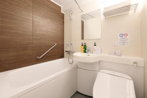 Habitación Doble Estándar de14 m² - No fumadores del hotel The Knot Tokyo Shinjuku. Foto 6