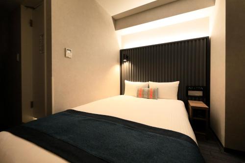 Habitación Doble Estándar de14 m² - No fumadores del hotel The Knot Tokyo Shinjuku. Foto 7