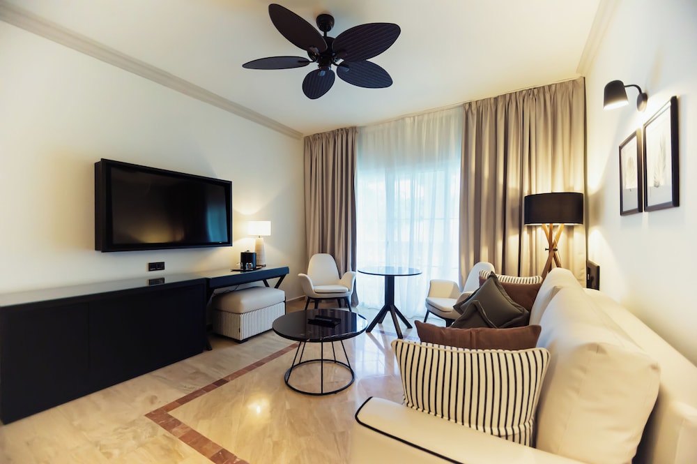 Suite, frente al mar del hotel Grand Palladium Jamaica Resort and Spa All Inclusive. Foto 7