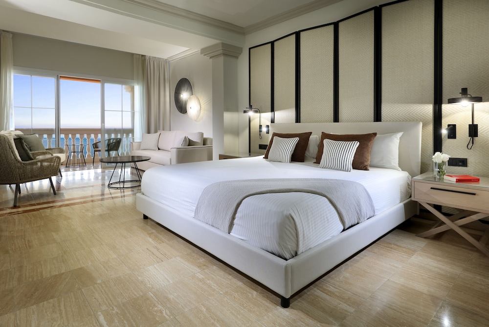 Suite junior, frente al mar del hotel Grand Palladium Jamaica Resort and Spa All Inclusive