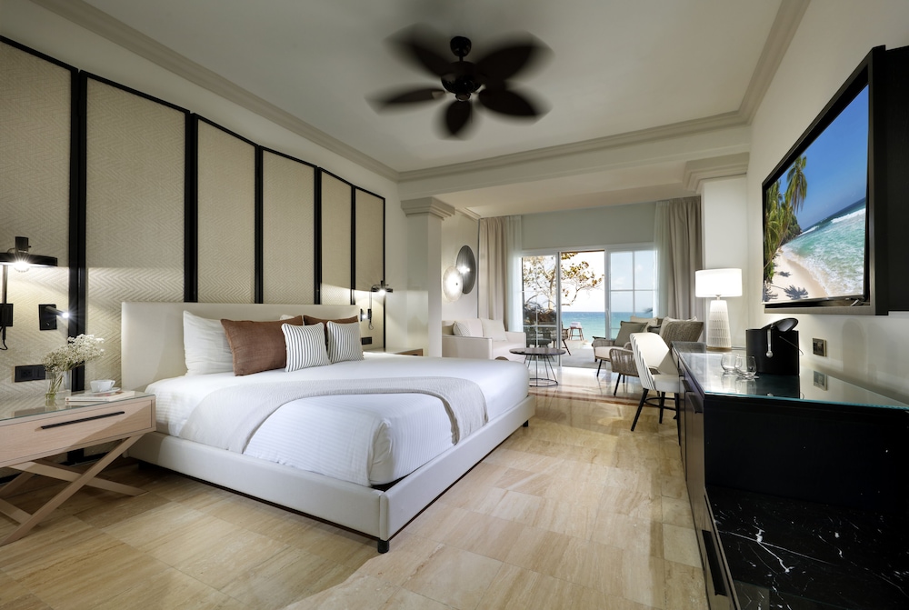 Superior Junior Suite Private Pool Ocean View del hotel Grand Palladium Jamaica Resort and Spa All Inclusive. Foto 2