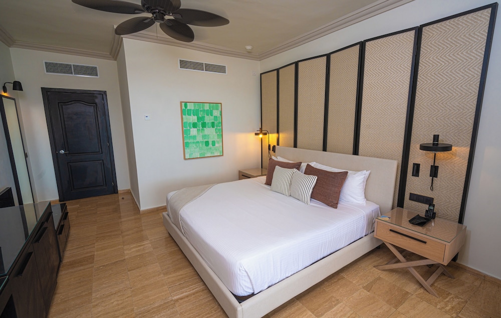 Suite junior, vistas al jardín del hotel Grand Palladium Jamaica Resort and Spa All Inclusive