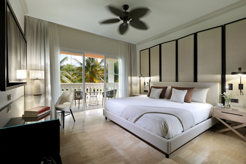 Suite junior, vistas al jardín del hotel Grand Palladium Jamaica Resort and Spa All Inclusive. Foto 3