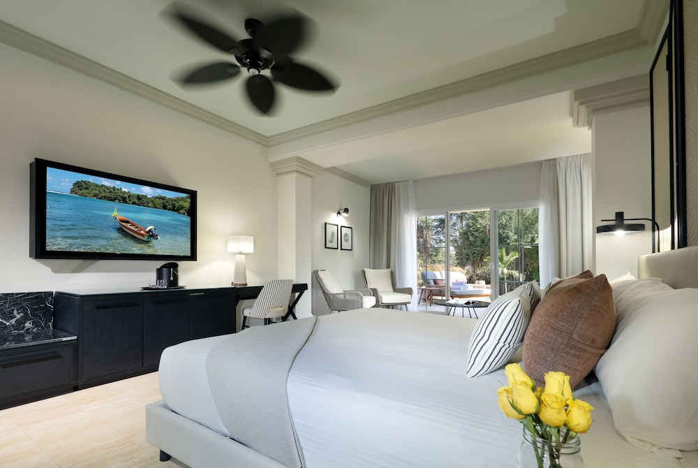Superior Junior Suite Private Pool Beachside del hotel Grand Palladium Jamaica Resort and Spa All Inclusive. Foto 3
