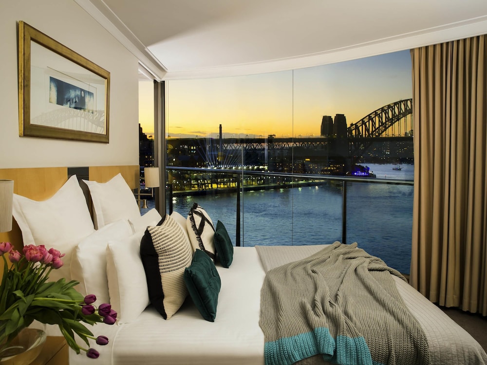 Apartamento de dos habitaciones con vistas al puerto (sin renovar) del hotel Pullman Quay Grand Sydney Harbour. Foto 2