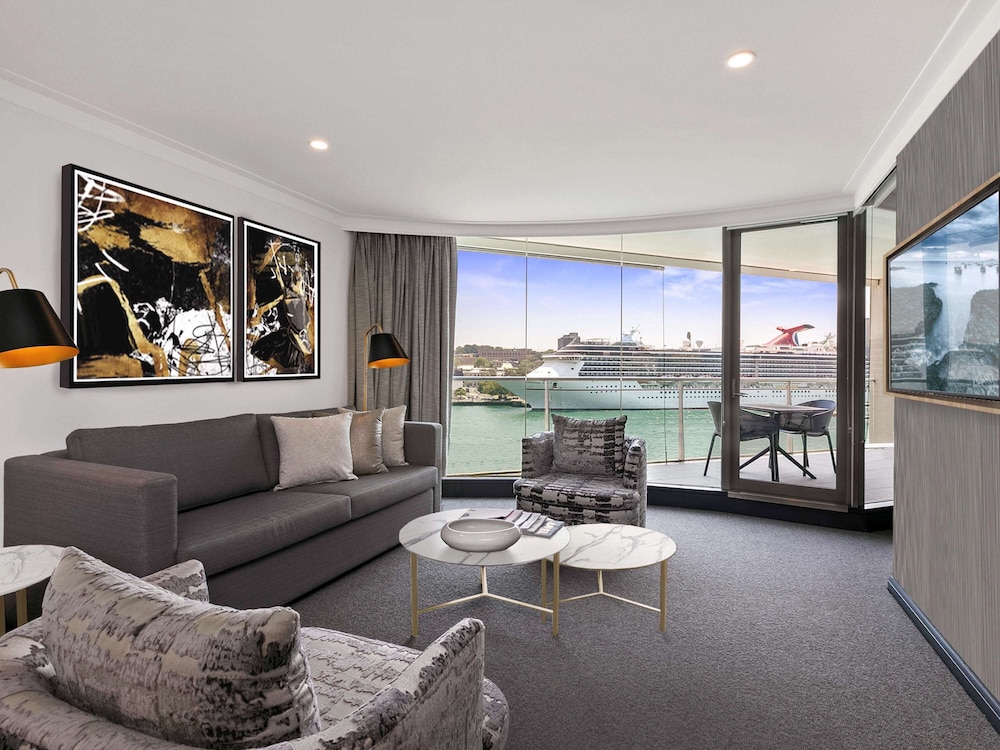 Apartamento Deluxe de dos habitaciones con camas King y vistas al puerto del hotel Pullman Quay Grand Sydney Harbour. Foto 2