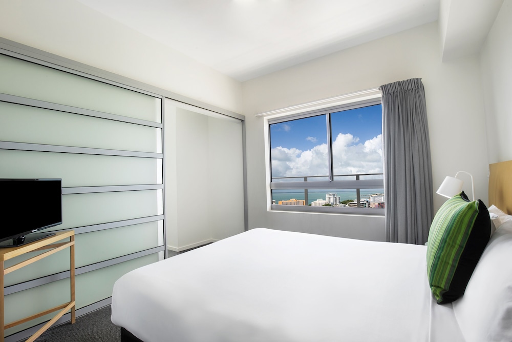 Apartamento de 1 Dormitorio con Vistas al Agua del hotel Mantra Pandanas. Foto 3