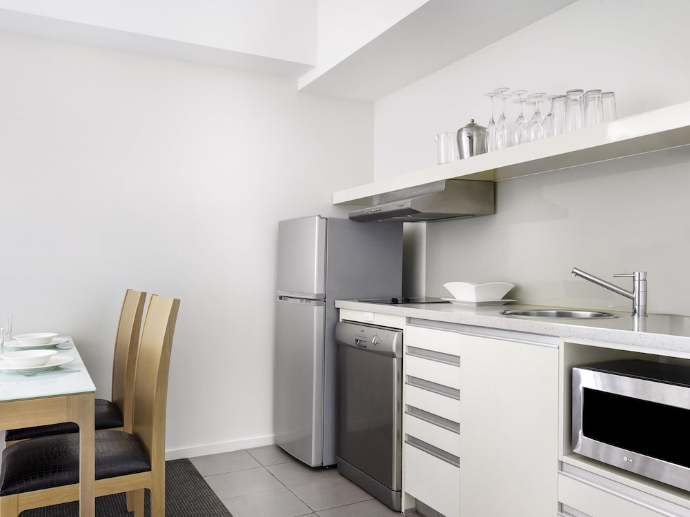 Apartamento de 1 Dormitorio con Vistas al Agua del hotel Mantra Pandanas. Foto 6