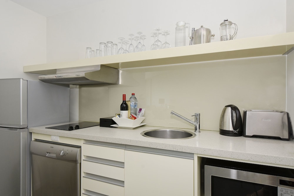 Apartamento de 2 dormitorios con vistas a la ciudad del hotel Mantra Pandanas. Foto 10