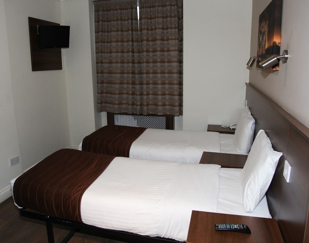 Habitación estándar doble del hotel Ascot Hyde Park. Foto 10