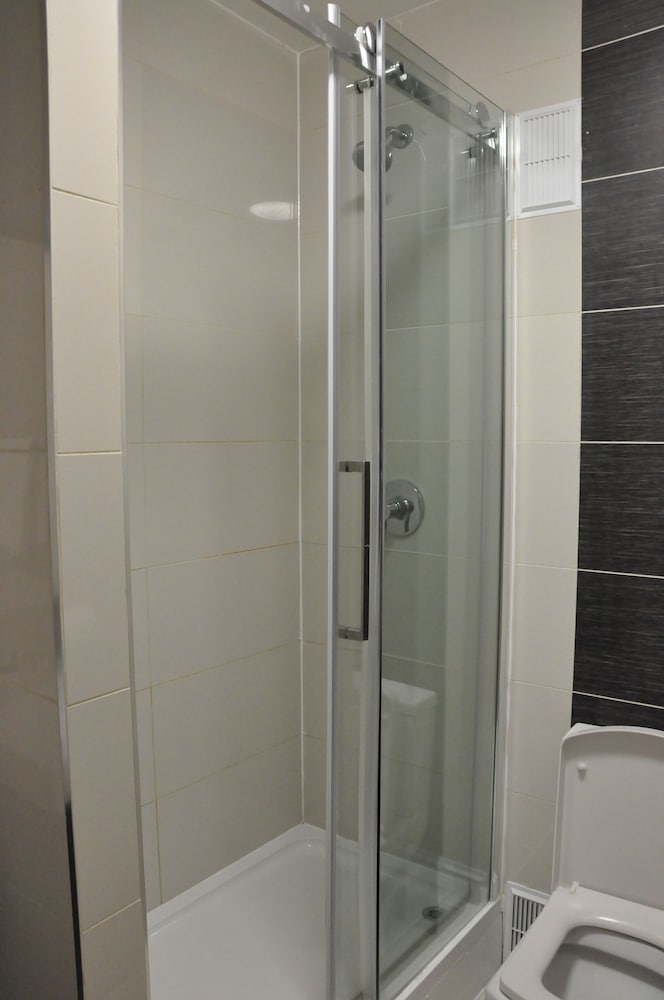 Habitación cuádruple estándar del hotel Ascot Hyde Park. Foto 4