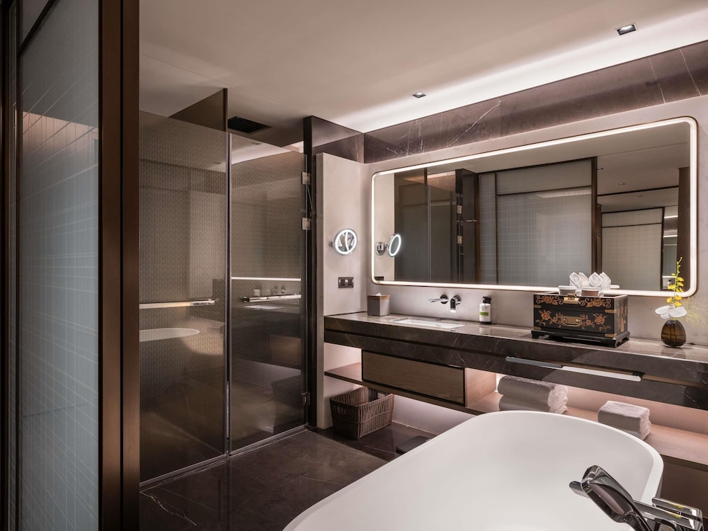 Habitación Deluxe Ejecutiva, Una Cama King Size, Vistas a la Ciudad, Piso Alto del hotel Pullman Quanzhou Shuitou. Foto 3