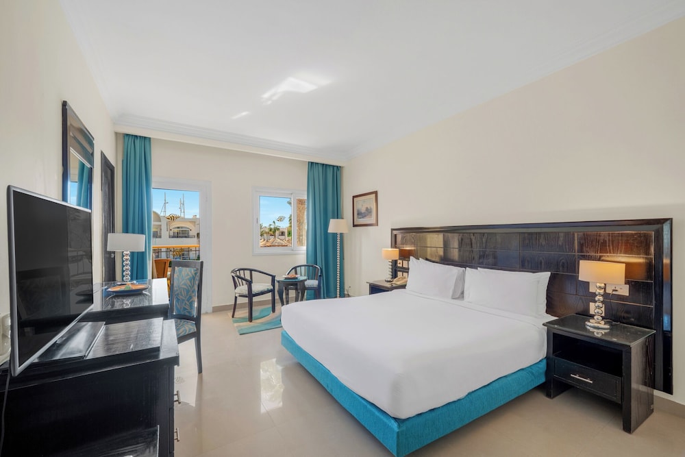 Habitación Deluxe con 2 camas individuales, vistas a la piscina del hotel Sierra Sharm El Sheikh - All-inclusive