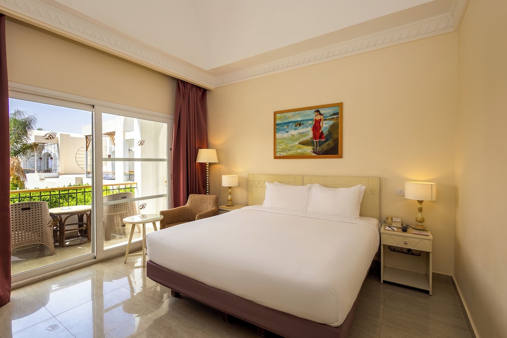 Habitación, 1 cama de matrimonio grande, vistas al jardín del hotel Sierra Sharm El Sheikh - All-inclusive