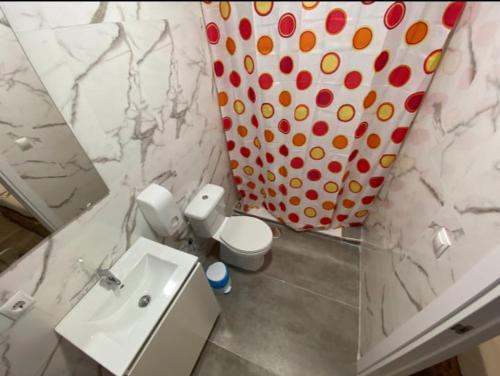 Habitación Doble Estándar del hotel Hostal Avenida Andalucia. Foto 7