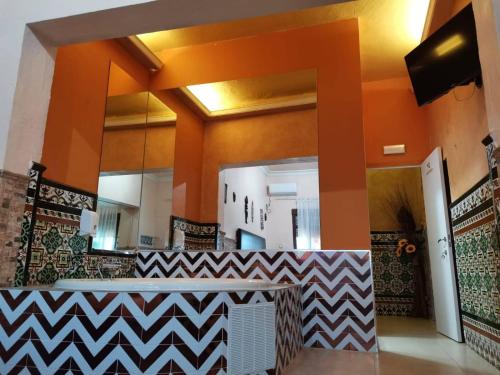 Suite Junior del hotel Hostal Avenida Andalucia. Foto 3