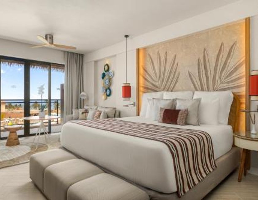 Suite Junior con vistas al mar y 1 cama extragrande del hotel Dreams Playa Esmeralda Resort & Spa - All Inclusive. Foto 5