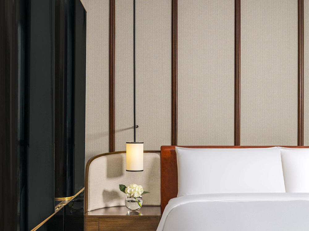 DELUXE 1 King, con balcón del hotel Fairmont Singapore (sg Clean). Foto 3