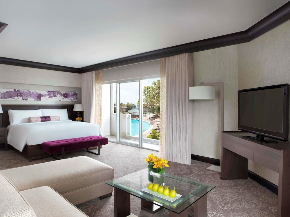 SUITE SIGNATURE, 1 King, habitación de esquina con 2 balcones del hotel Fairmont Singapore (sg Clean)