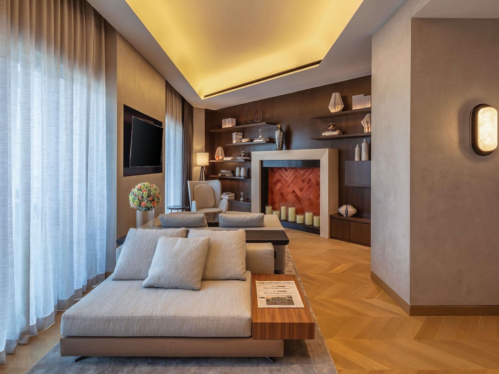 SUITE AMBASSADOR 2 Dobles, 2 balcones y acceso al Salón Fairmont Gold del hotel Fairmont Singapore (sg Clean). Foto 5