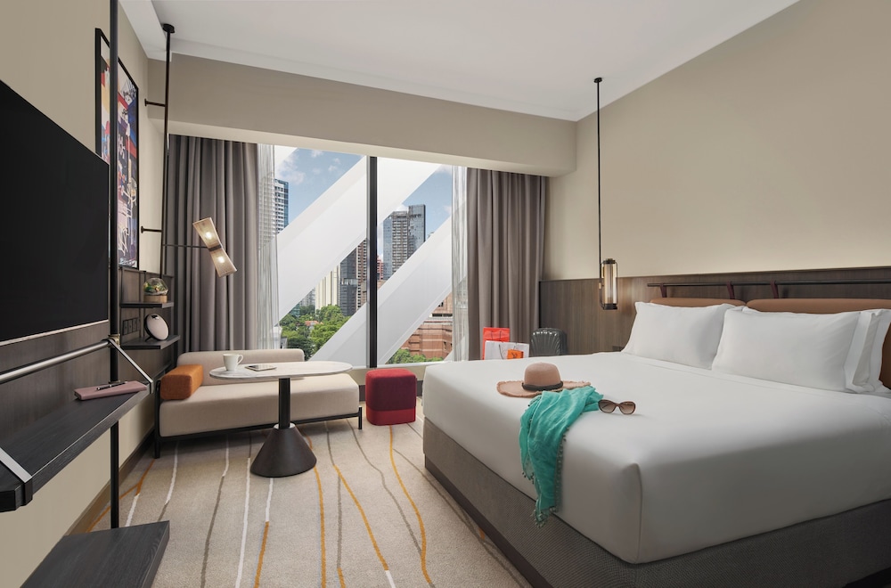 HABITACIÓN PREMIER DE LUJO, 1 Cama King, Piso Alto, Vistas a Orchard - Paragon del hotel Pullman Singapore Orchard. Foto 1