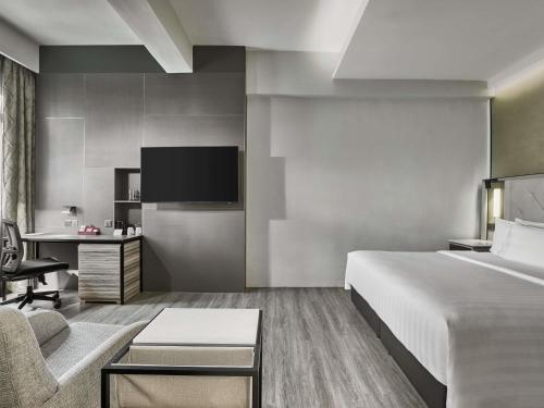 Deluxe Corner Room, 1 King Bed del hotel Novotel Singapore on Kitchener