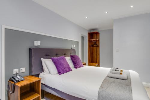 Habitación Doble Deluxe del hotel 1 LEXHAM GARDENS. Foto 3