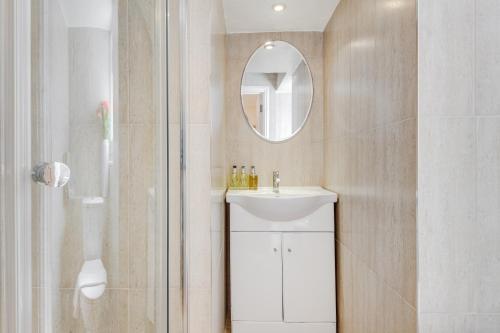 Habitación Individual Estándar del hotel 1 LEXHAM GARDENS. Foto 5