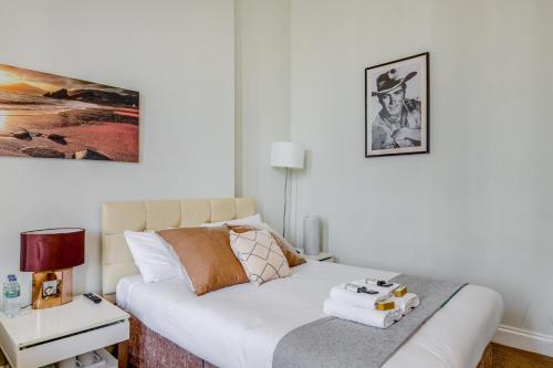 Habitación Familiar Deluxe (5 personas) del hotel 1 LEXHAM GARDENS. Foto 4