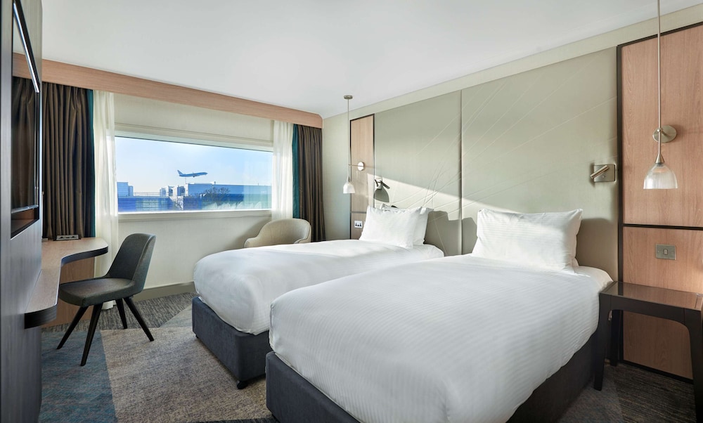 Habitación, 2 camas individuales (Runway View) del hotel Hyatt Place London Heathrow Airport