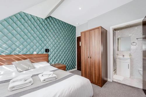 Habitación Doble Pequeña del hotel King Solomon. Foto 3