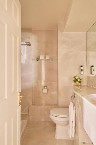 Habitación Doble Clásica del hotel The Montague On The Gardens. Foto 4