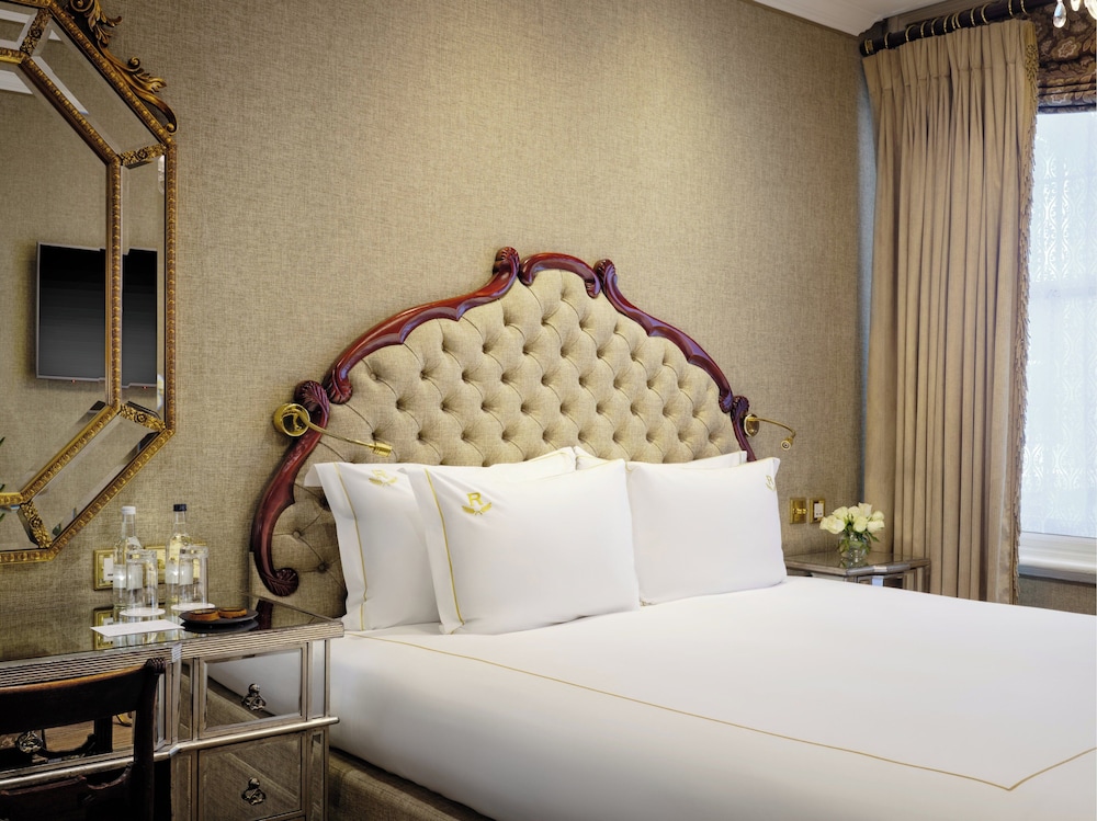 Habitación superior, 1 cama de matrimonio grande del hotel The Rubens At The Palace