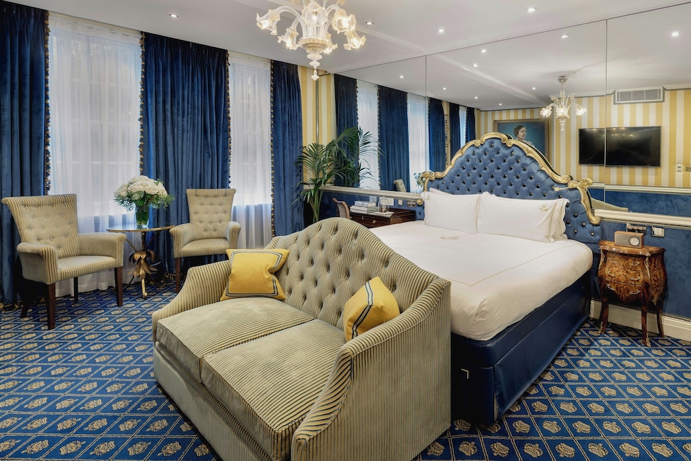 Suite familiar del hotel The Rubens At The Palace. Foto 1
