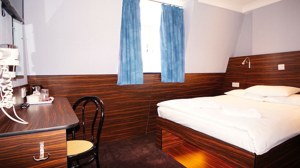 Habitación doble del hotel Crestfield. Foto 4