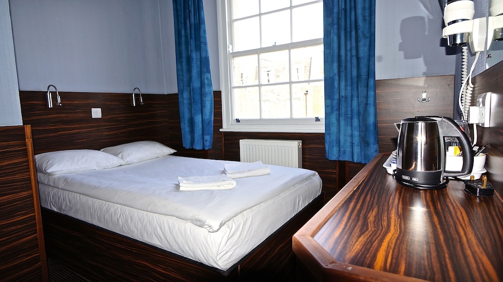 Habitación doble del hotel Crestfield. Foto 8