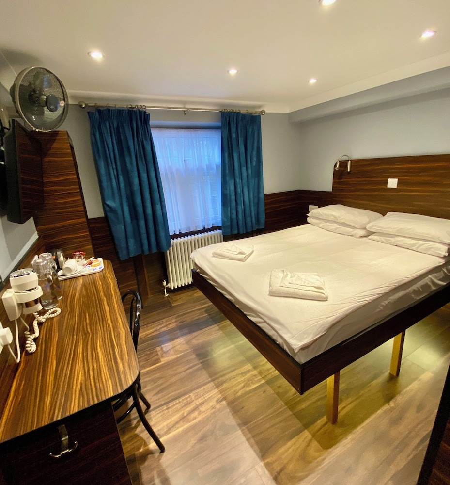Habitación doble del hotel Crestfield. Foto 11