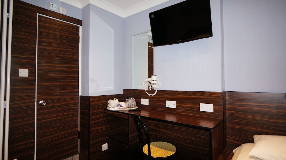 Habitación cuádruple del hotel Crestfield. Foto 5