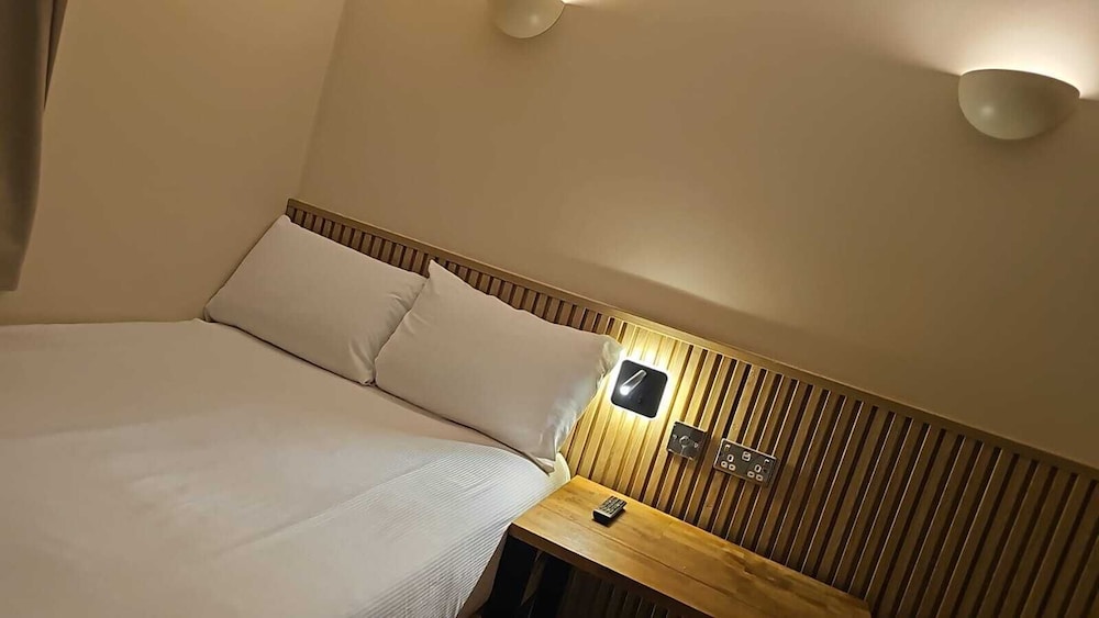 Habitación doble (Ensuite Double Room) del hotel Exhibition Court Hotel 4. Foto 4