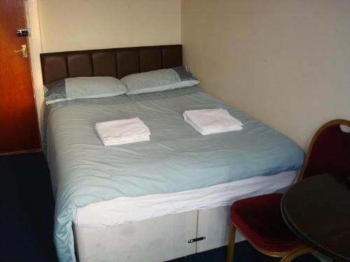 Habitación Doble Económica con baño compartido del hotel Forest Gate