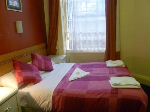 Habitación Doble del hotel Guilford House. Foto 4