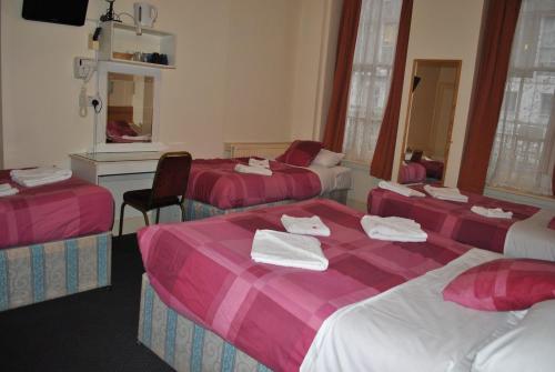 Habitación Familiar del hotel Guilford House. Foto 2