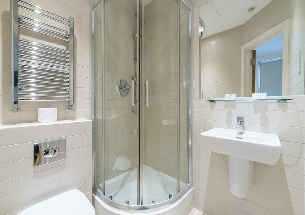 Estudio superior, 1 cama doble del hotel Hyde Park Executive Apartments. Foto 4